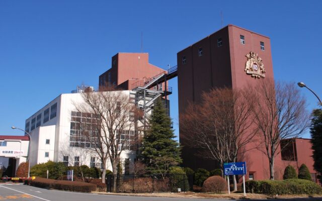 土屋守と巡る、富士山麓の二つの蒸溜所　普段は一般公開していない富嶽蒸溜所も特別見学する日帰りツアーが12月5日に開催