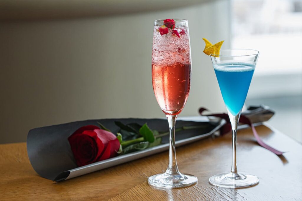 記念日に大切な人へ「花」で気持ちを伝える、宿泊パッケージとカクテルプランが登場