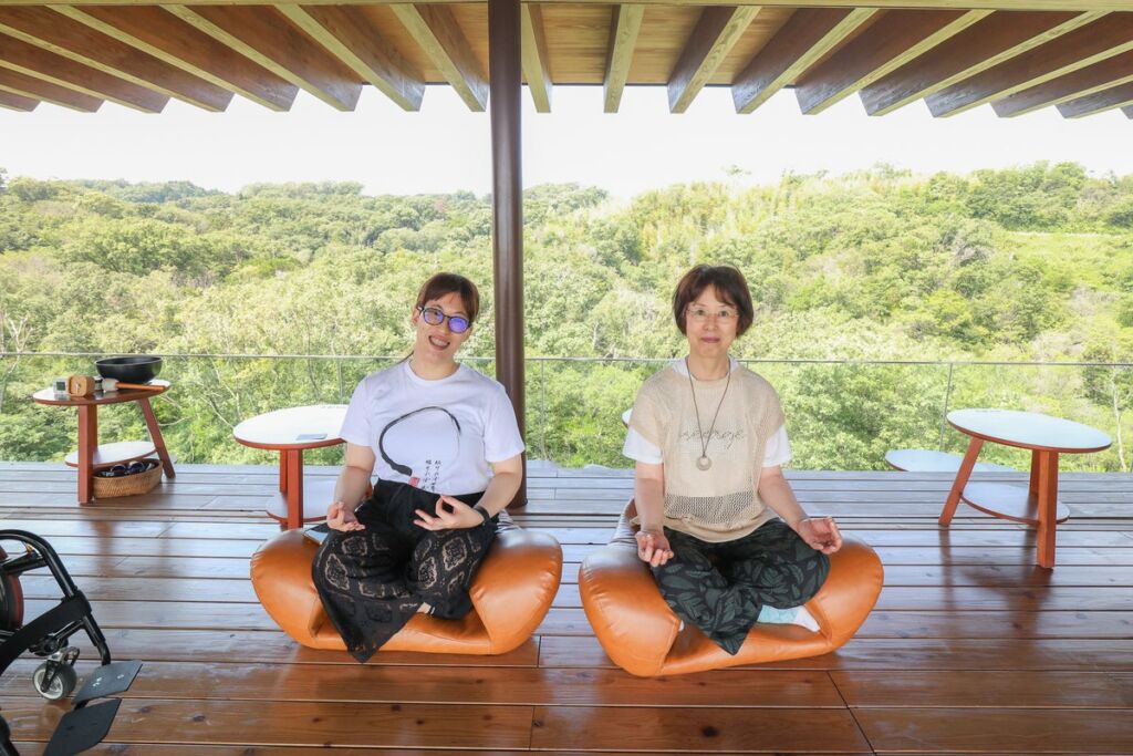 車いすで“やってみたい”を“できる”に。リハビリ専門職が全行程に同行する、淡路島1泊2日のウェルネスツアー