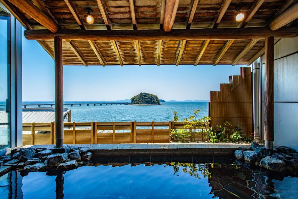 『ファミリーの思い出応援プロジェクト』！愛知県のリゾート旅館「ホテル竹島」の無料宿泊券（1泊2食付き）を3組6名様にプレゼント！