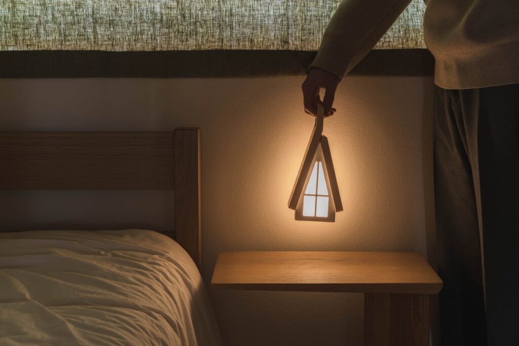 秋の夜長も、おでかけも。BELLEMONDが楽天「お買い物マラソン」開始2時間限定の全品半額セールを開催