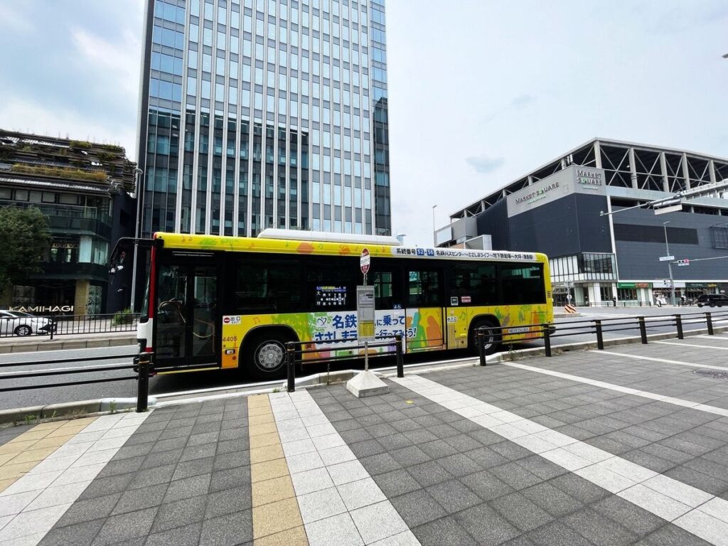 名古屋モード学園の学生が提案！あま市の小学生が選ぶ「未来のバス」