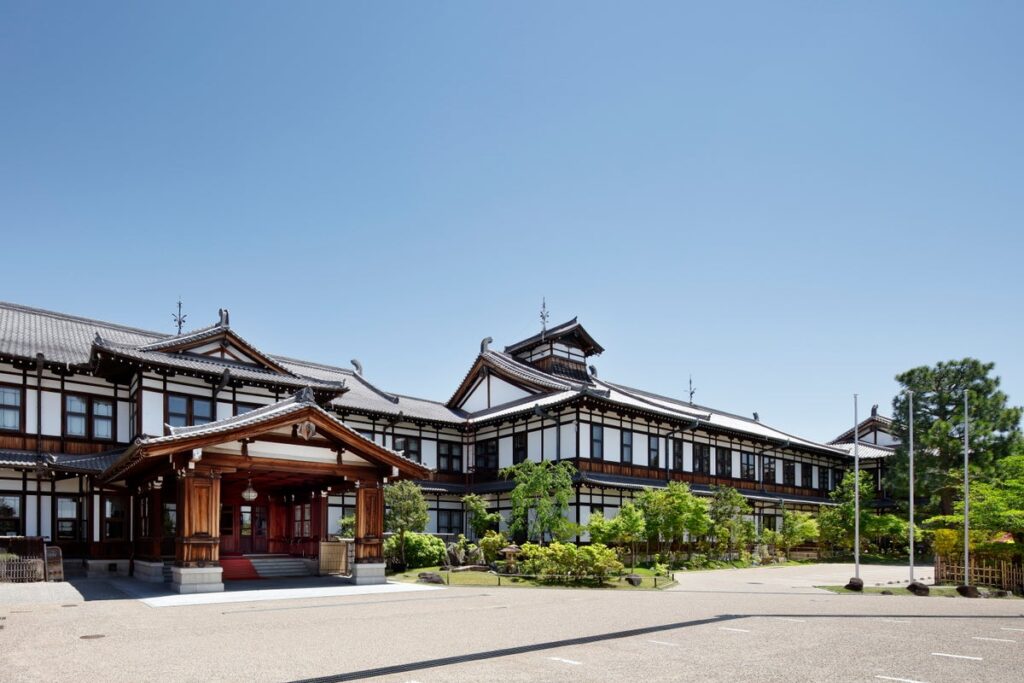 奈良ホテル本館が国の重要文化財に